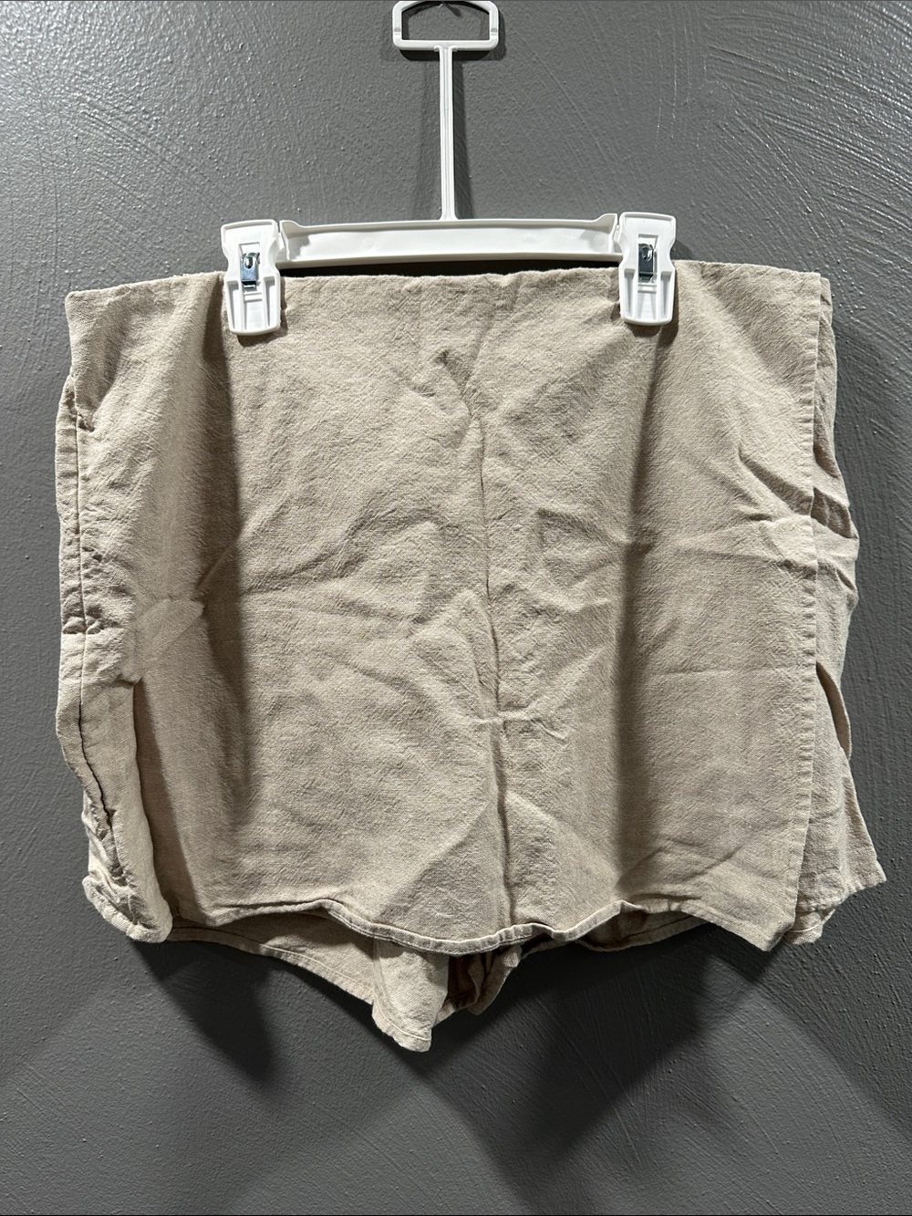 Old Navy Beige Linen-Blend High-Rise Skort